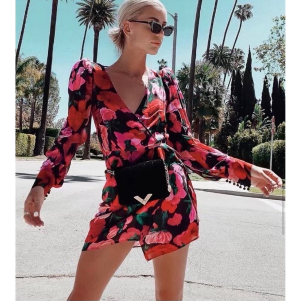 THE KOOPLES Dolve Vita Floral Rose Silk Wrap Long Sleeve Mini Dress Size Large - Picture 4 of 14